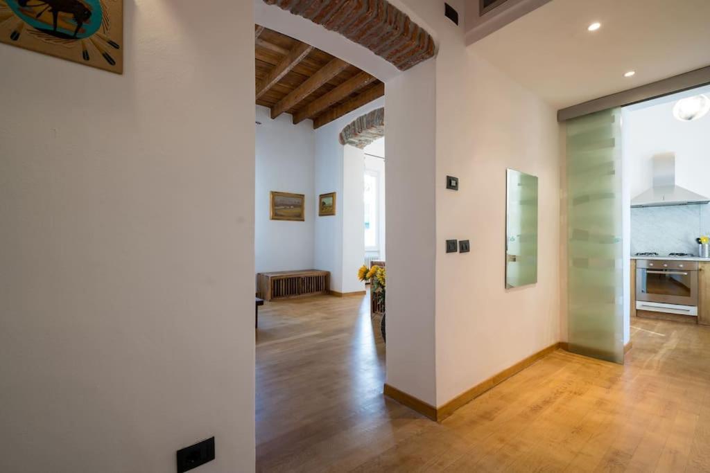 Appartamento A Casa Di Ce' La Spezia Esterno foto