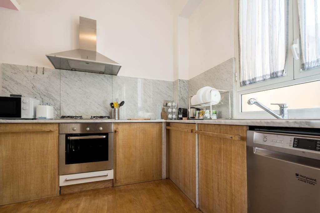 Appartamento A Casa Di Ce' La Spezia Esterno foto